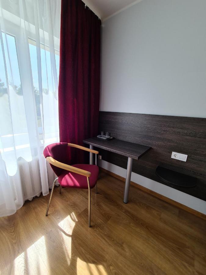Atoll Hostel Haabneeme Exteriör bild